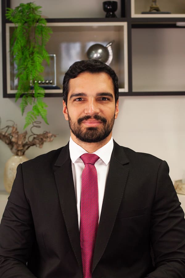 Dr. Flávio Silva Pimenta